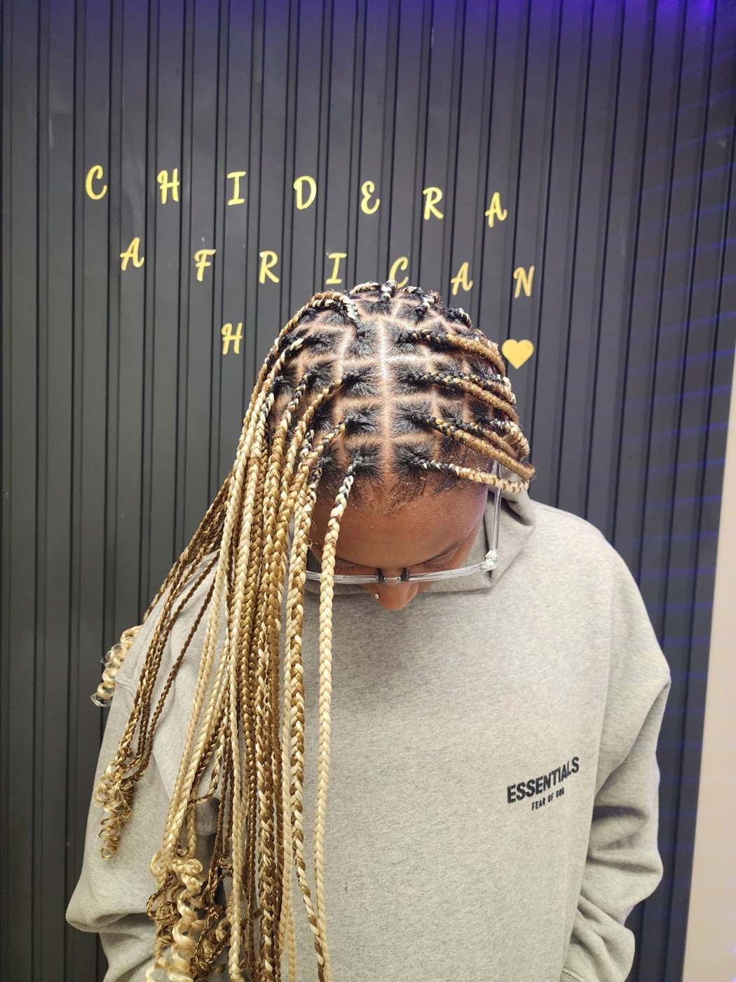 Knotless braids